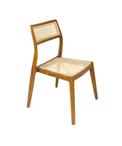 Krzesło rattanowe Davinci to proste i ładne krzesło boho.