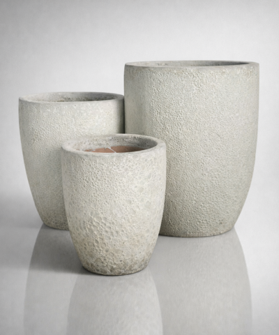 Wysoka donica ceramiczna ze strukturą, biała Atlantis