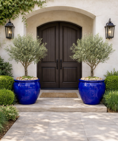 Alternative view of Azura- szkliwiona niebieska donica z rantem