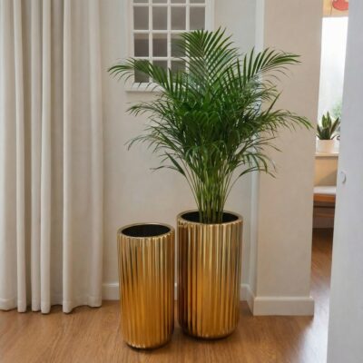 usu_kontakt_ze_ciany_do_wiksze_Nano_Banana_Pro_87489